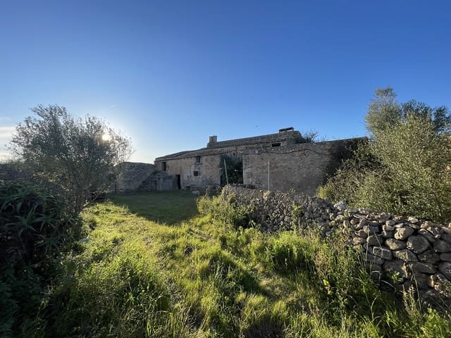 4 bedroom Finca/Country House for sale in Manacor with garage - € 1,300,000 (Ref: 9755030)