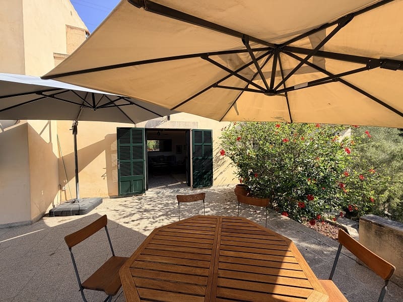 6 soverom Finca/Herregård til salgs i Llucmajor med garasje - € 1 800 000 (Ref: 9955440)