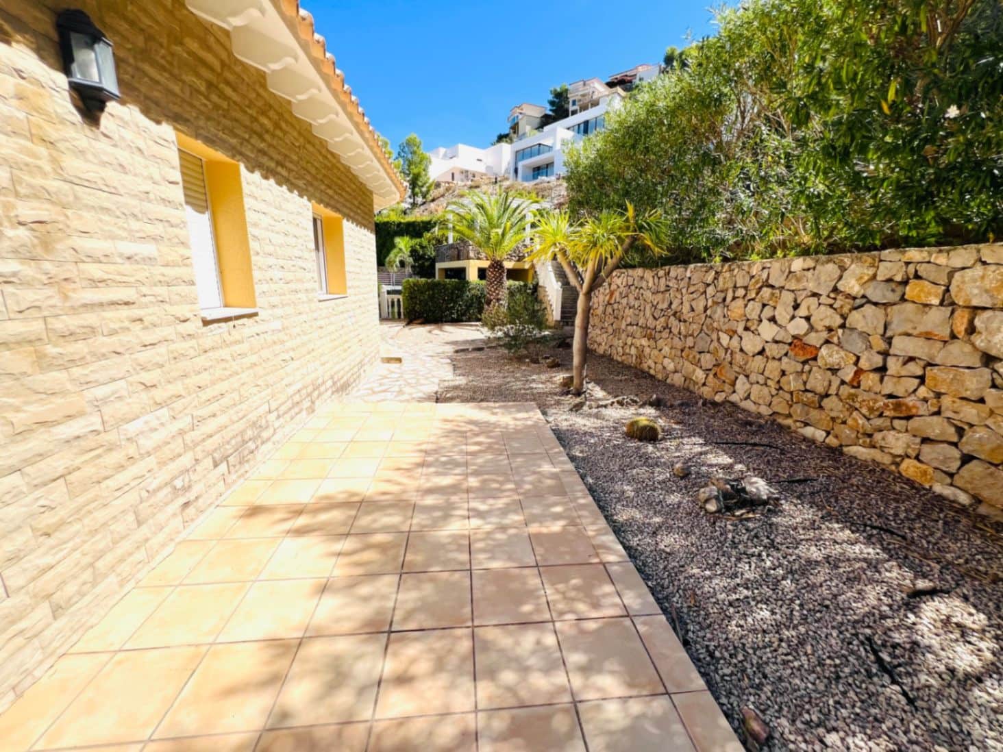 3 quarto Moradia para venda em La Sella com piscina garagem - 675 000 € (Ref: 10078744)