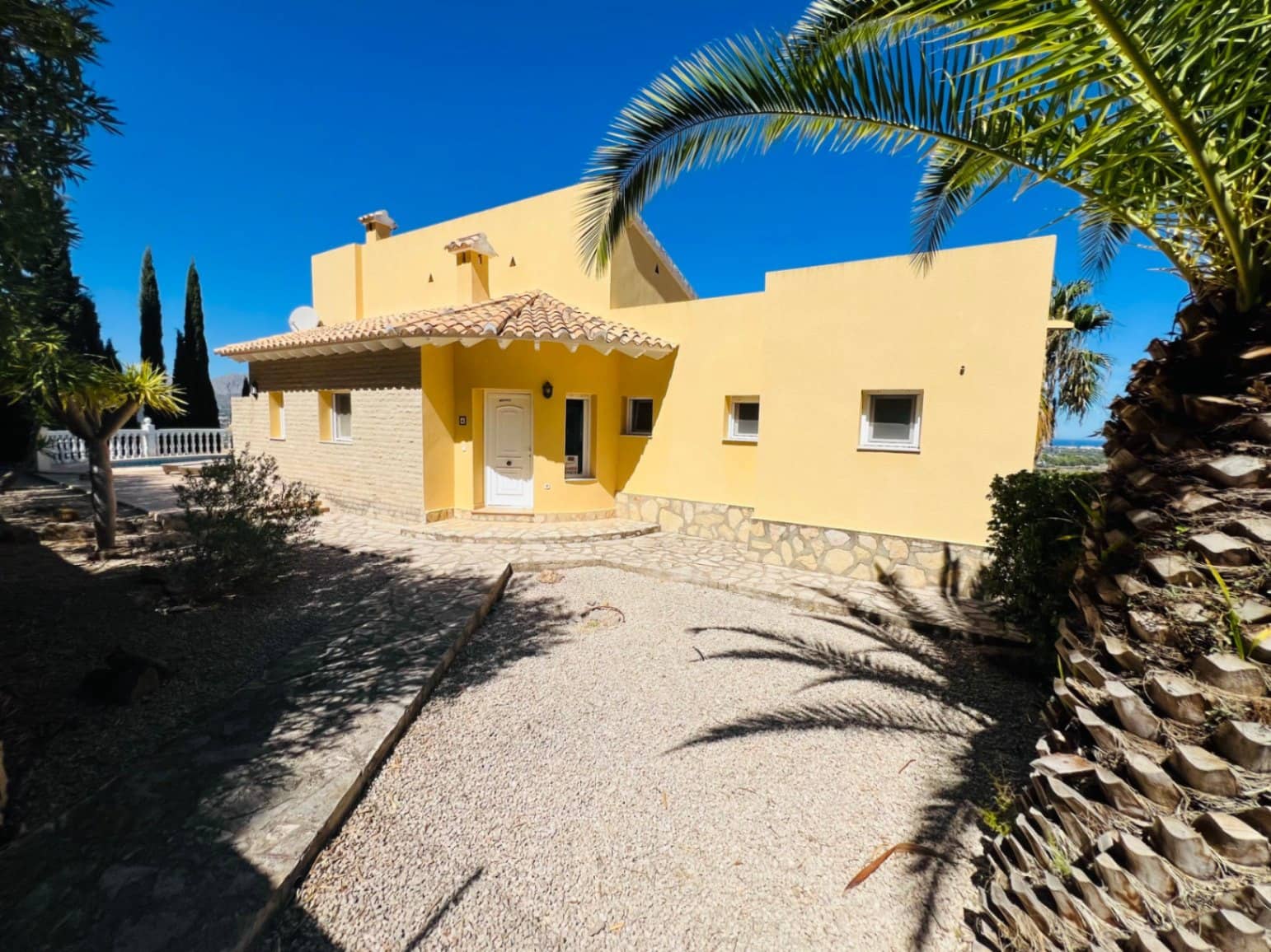 3 quarto Moradia para venda em La Sella com piscina garagem - 675 000 € (Ref: 10078744)