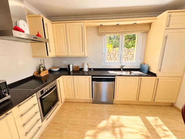 3 camera da letto Villa in vendita in La Sella con piscina garage - 675.000 € (Rif: 10078744)