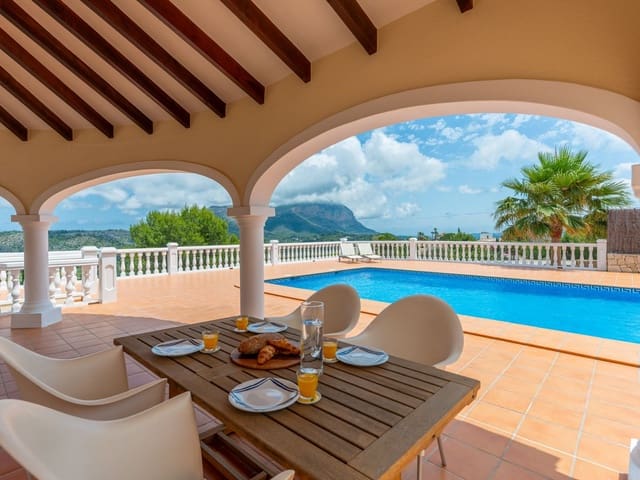 5 chambre Villa/Maison à vendre à La Sella avec piscine garage - 1 070 000 € (Ref: 10175467)