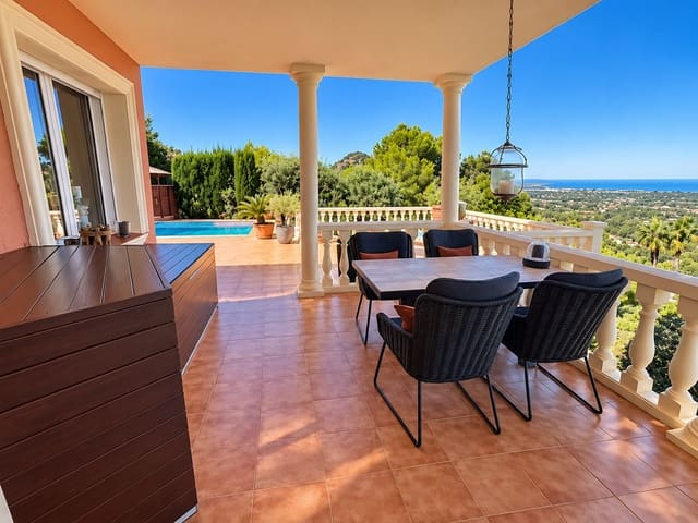 3 soverom Villa til salgs i Pedreguer med svømmebasseng garasje - € 795 000 (Ref: 10177176)