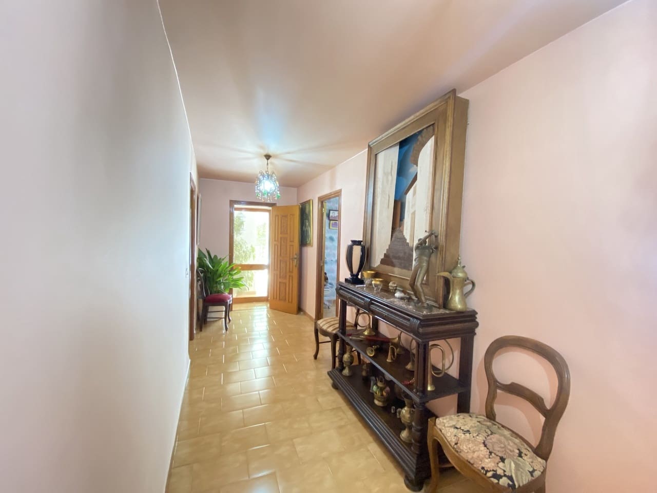 8 bedroom Villa for sale in Abdet with pool garage - € 550,000 (Ref: 7296872)