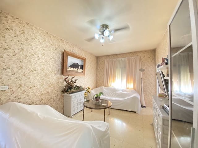 8 bedroom Villa for sale in Abdet, Confrides with pool garage - € 550,000 (Ref: 7296872)