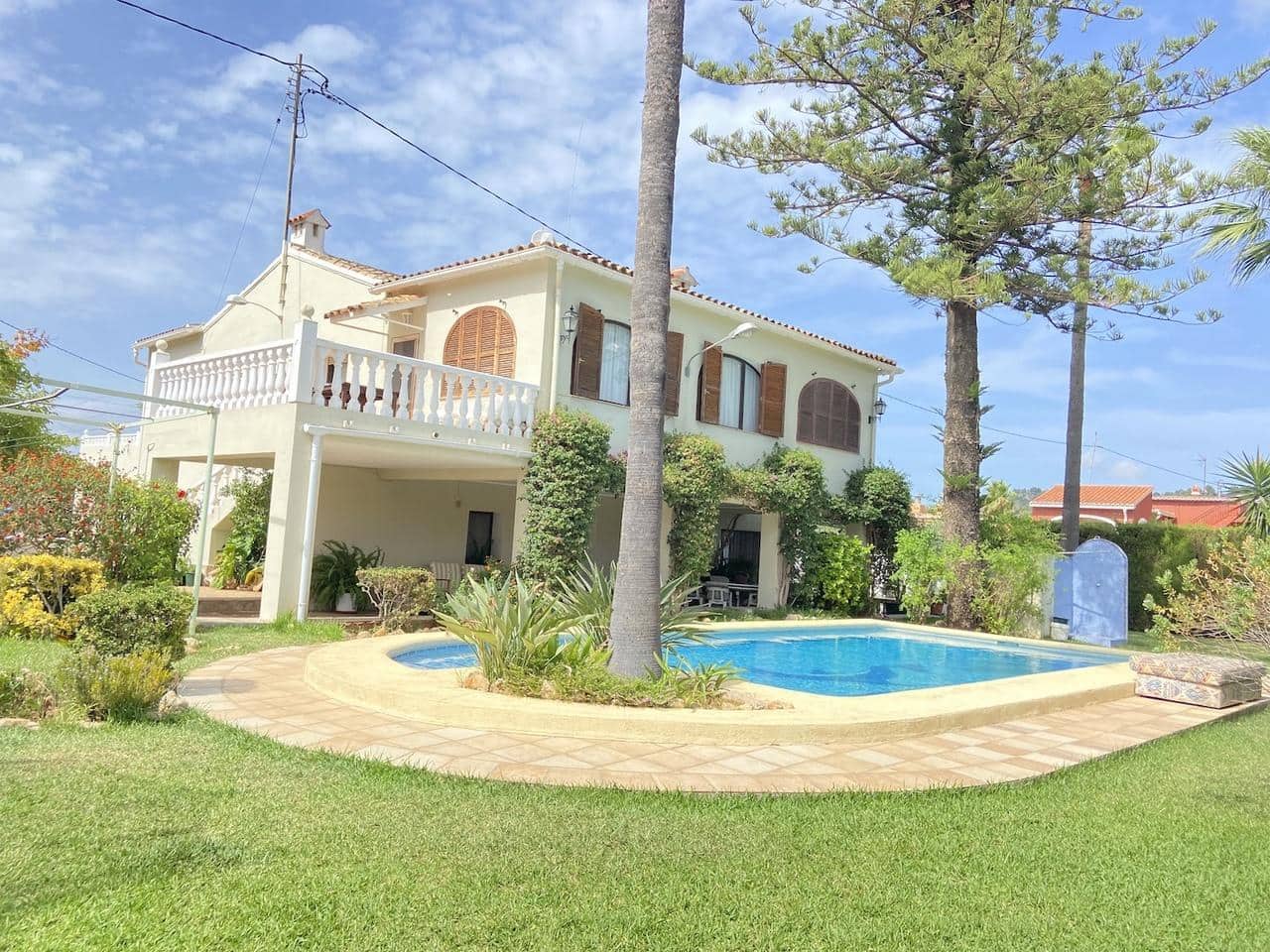 8 soveværelse Villa til salg i Confrides - € 550.000 (Ref: 7296872)