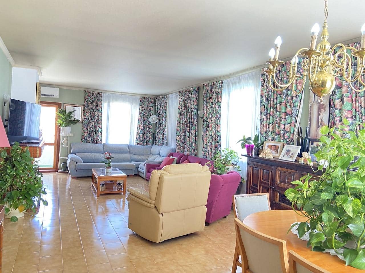 8 soveværelse Villa til salg i Confrides - € 550.000 (Ref: 7296872)