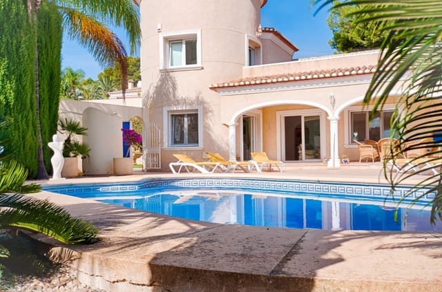 4 bedroom Villa for sale in Benissa with pool - € 1,050,000 (Ref: 7296881)