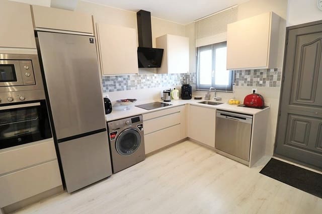 3 bedroom Townhouse for sale in Pedreguer with pool - € 289,000 (Ref: 7296901)