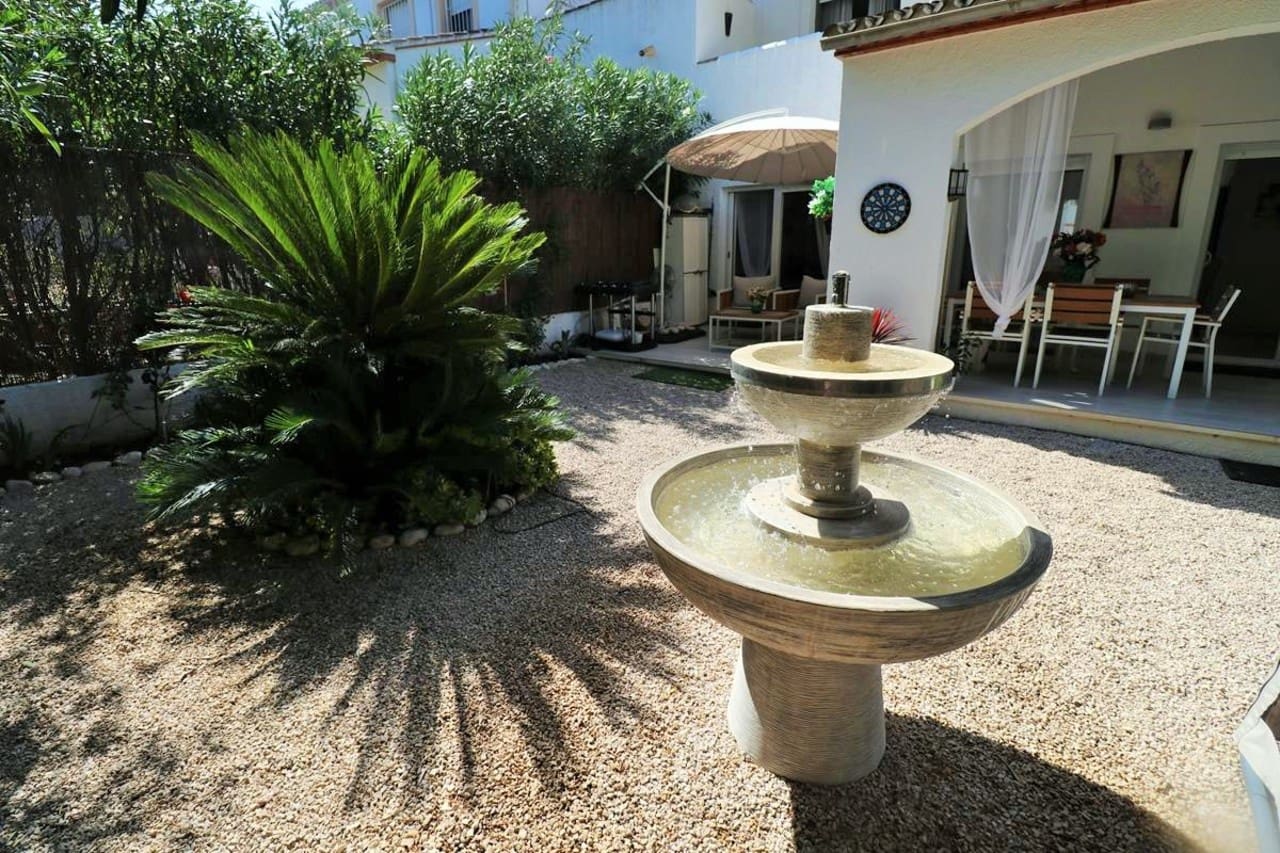 3 bedroom Townhouse for sale in Pedreguer with pool - € 289,000 (Ref: 7296901)