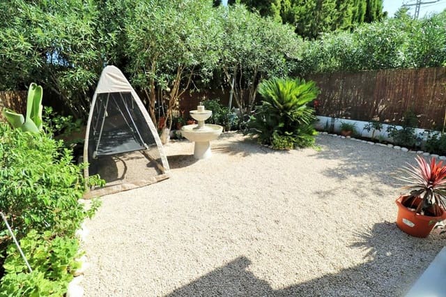 3 bedroom Townhouse for sale in Pedreguer with pool - € 289,000 (Ref: 7296901)