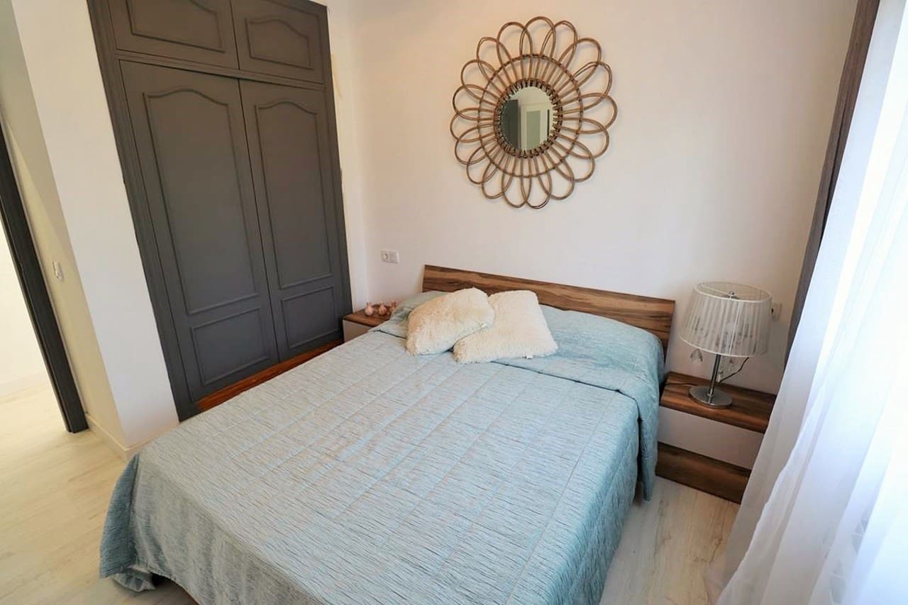 3 bedroom Townhouse for sale in Pedreguer with pool - € 289,000 (Ref: 7296901)