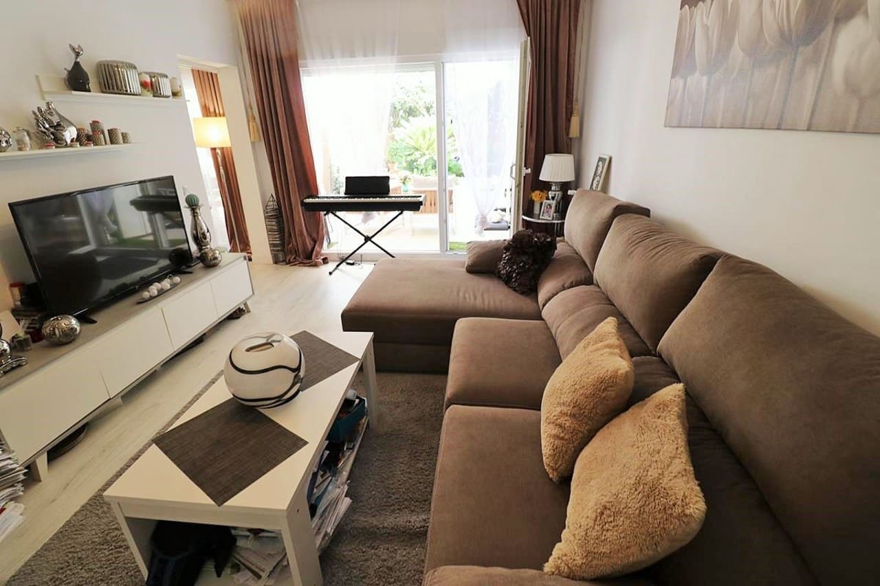 3 bedroom Townhouse for sale in Pedreguer with pool - € 289,000 (Ref: 7296901)