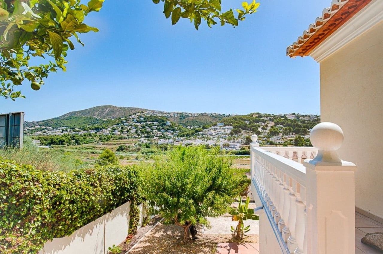 4 slaapkamer Villa te koop in Moraira met zwembad - € 850.000 (Ref: 7376232)