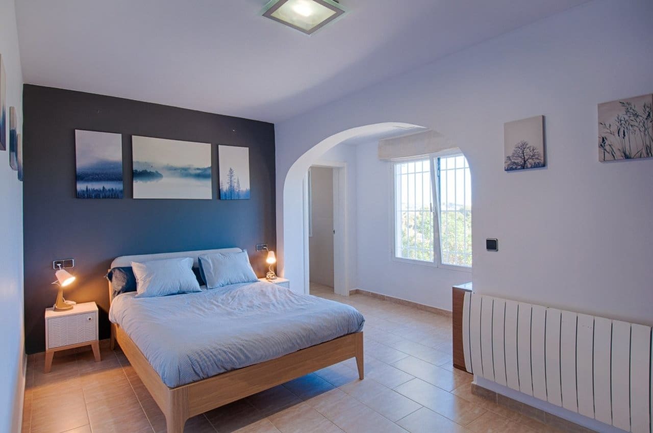 3 soveværelse Villa til salg i Moraira med swimmingpool - € 750.000 (Ref: 7376233)