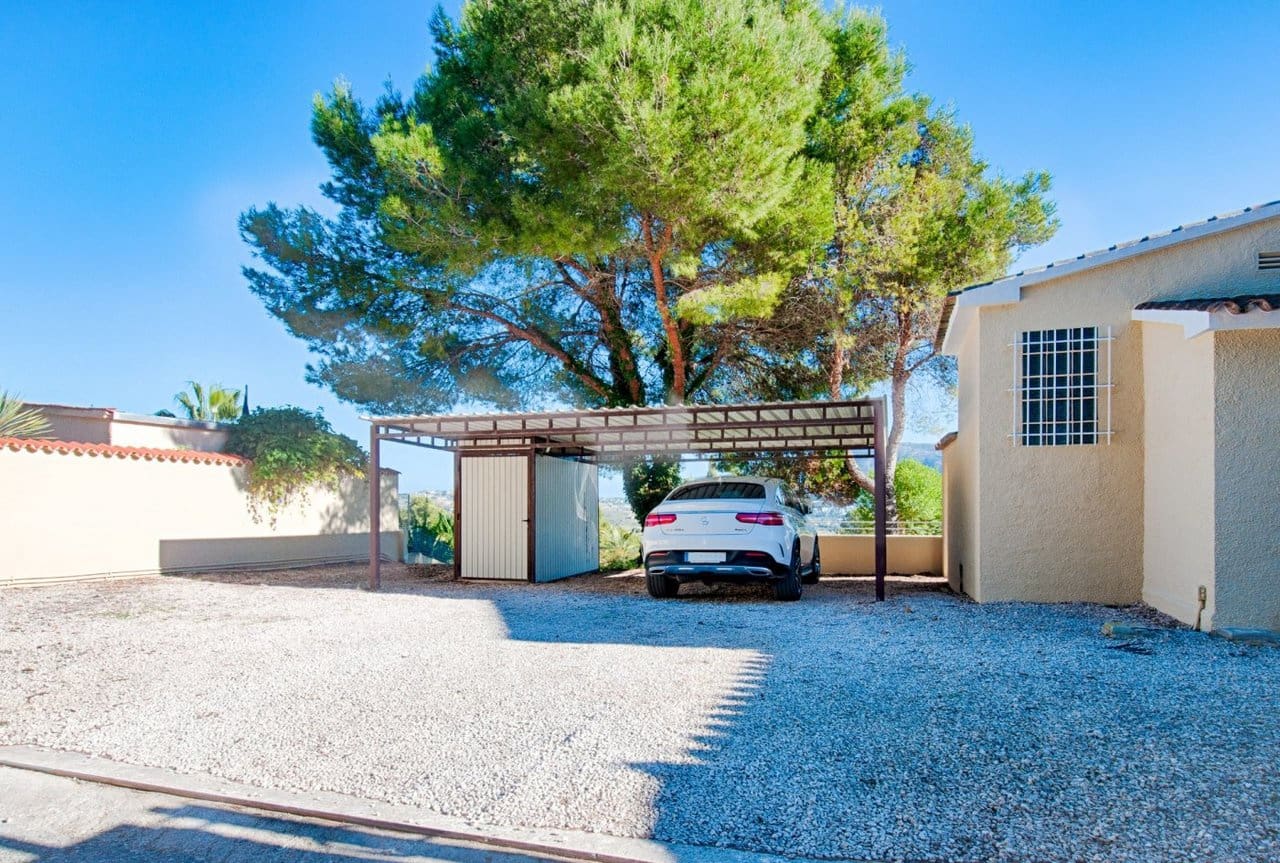 3 soveværelse Villa til salg i Moraira med swimmingpool - € 750.000 (Ref: 7376233)