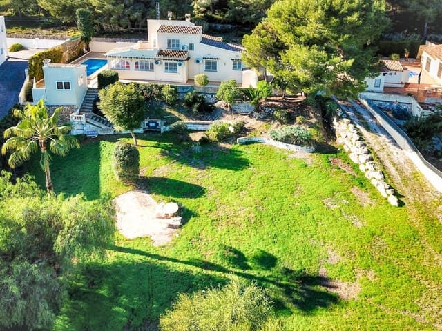 3 soveværelse Villa til salg i Casco Urbano, Teulada-Moraira med swimmingpool - € 750.000 (Ref: 7376233)