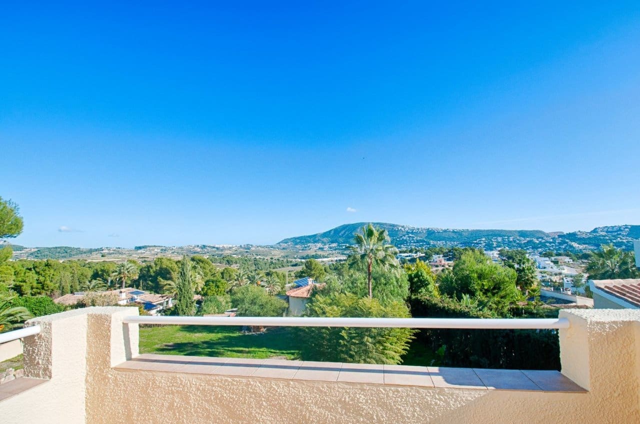 3 soveværelse Villa til salg i Moraira med swimmingpool - € 750.000 (Ref: 7376233)