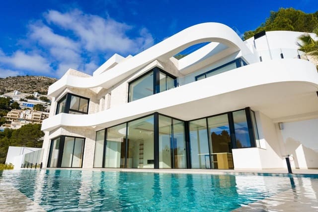 4 bedroom Villa for sale in Altea with pool - € 1,700,000 (Ref: 7426924)