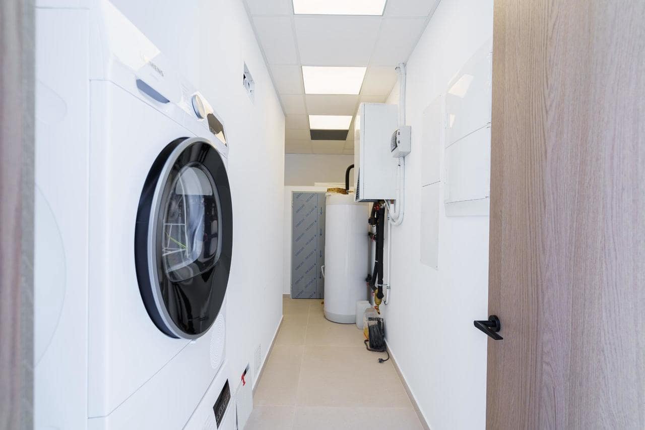 4 bedroom Villa for sale in Altea with pool - € 1,700,000 (Ref: 7426924)