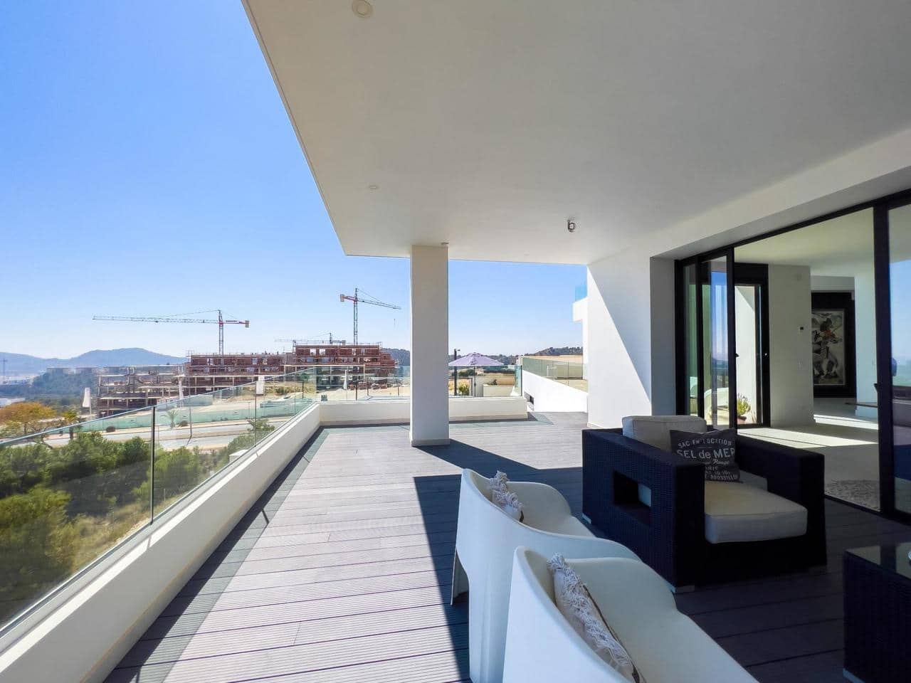 4 soveværelse Villa til salg i Finestrat med swimmingpool - € 1.690.000 (Ref: 7476090)