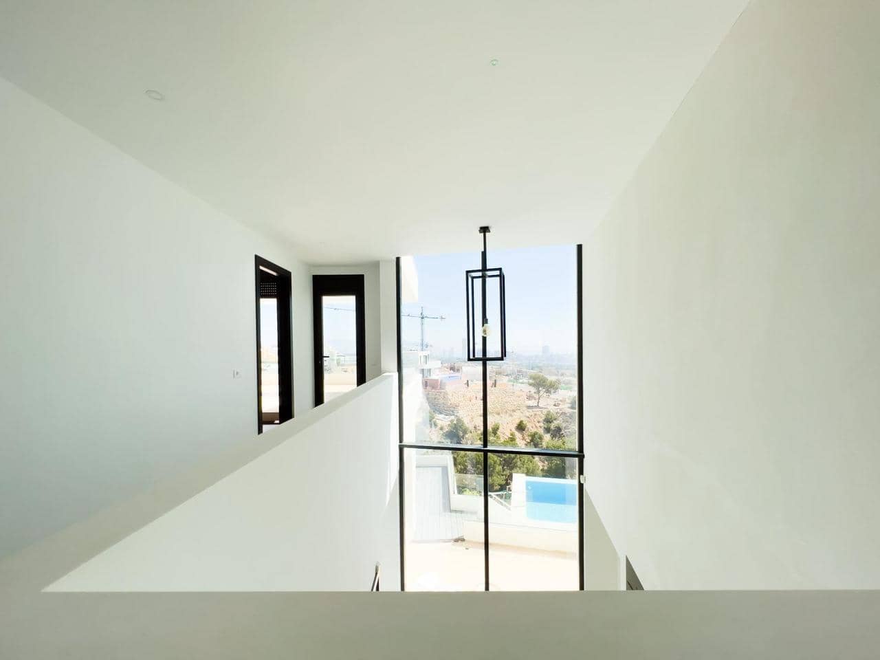 4 soveværelse Villa til salg i Finestrat med swimmingpool - € 1.690.000 (Ref: 7476090)