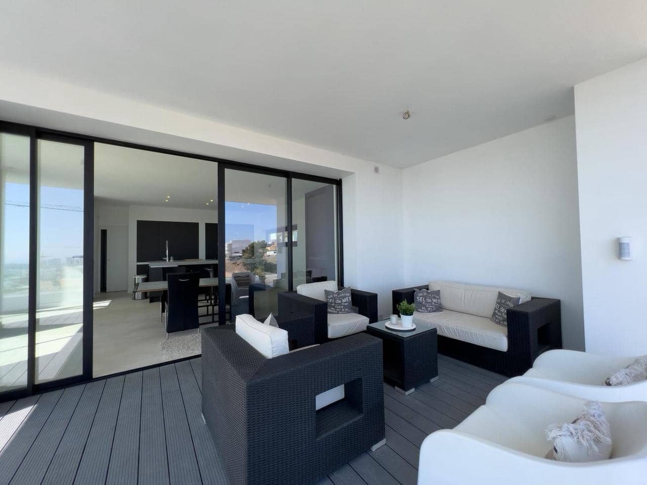 4 soveværelse Villa til salg i Finestrat med swimmingpool - € 1.690.000 (Ref: 7476090)