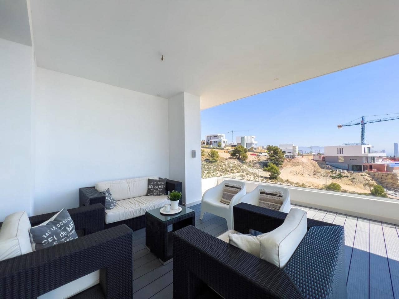 4 soveværelse Villa til salg i Finestrat med swimmingpool - € 1.690.000 (Ref: 7476090)