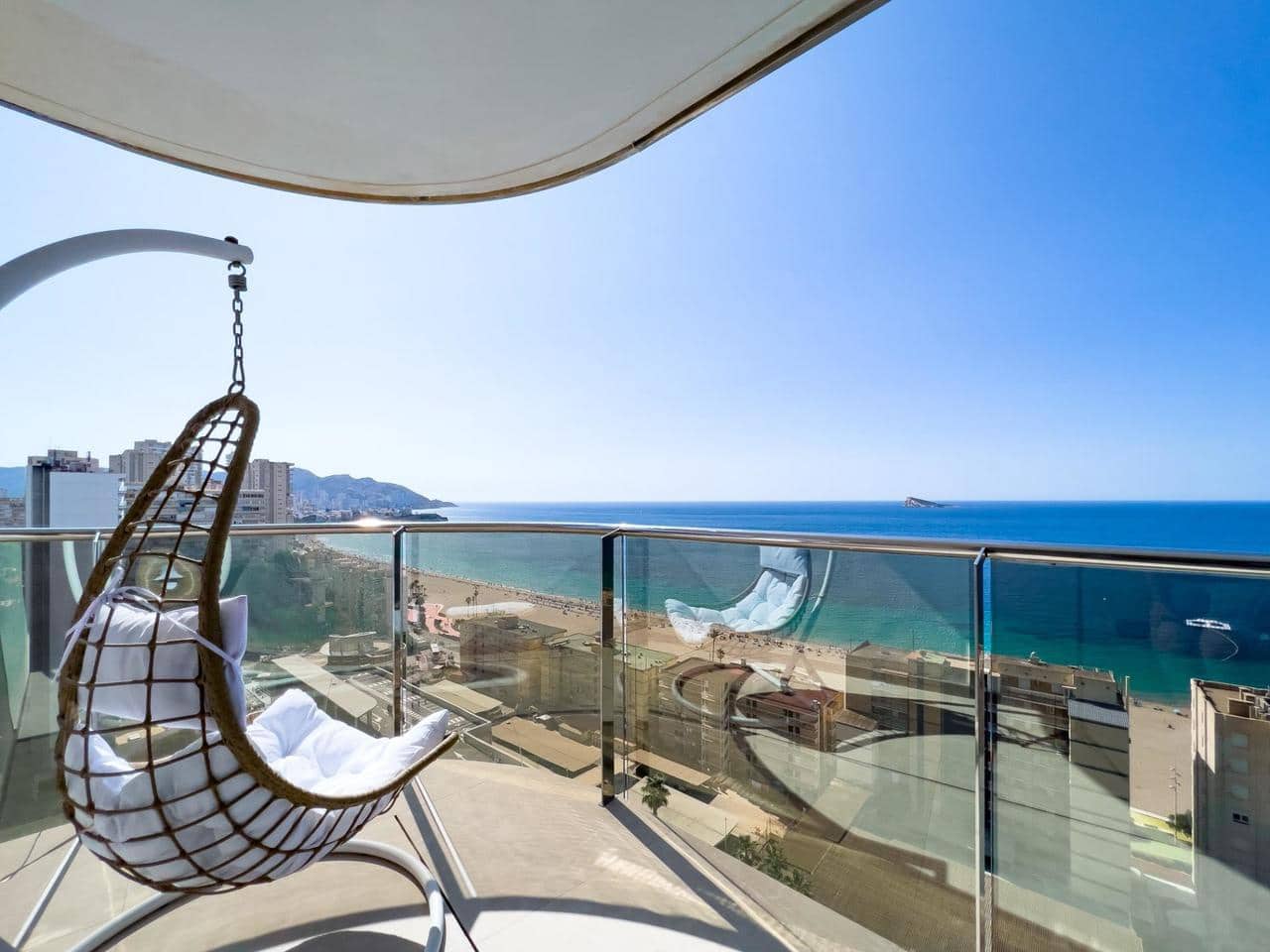 3 soveværelse Lejlighed til salg i Benidorm med swimmingpool - € 895.000 (Ref: 7774848)