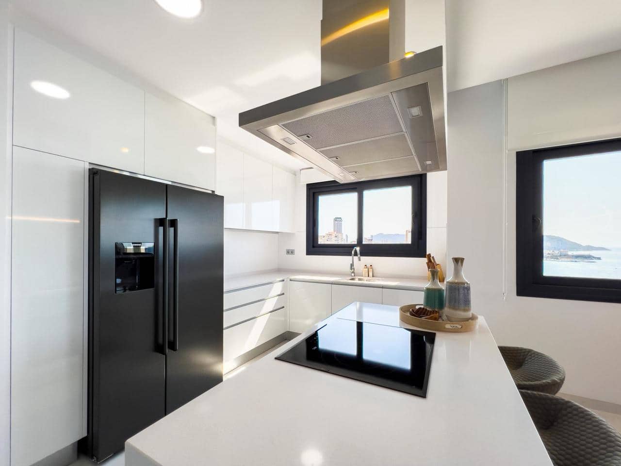 3 soveværelse Lejlighed til salg i Benidorm med swimmingpool - € 895.000 (Ref: 7774848)