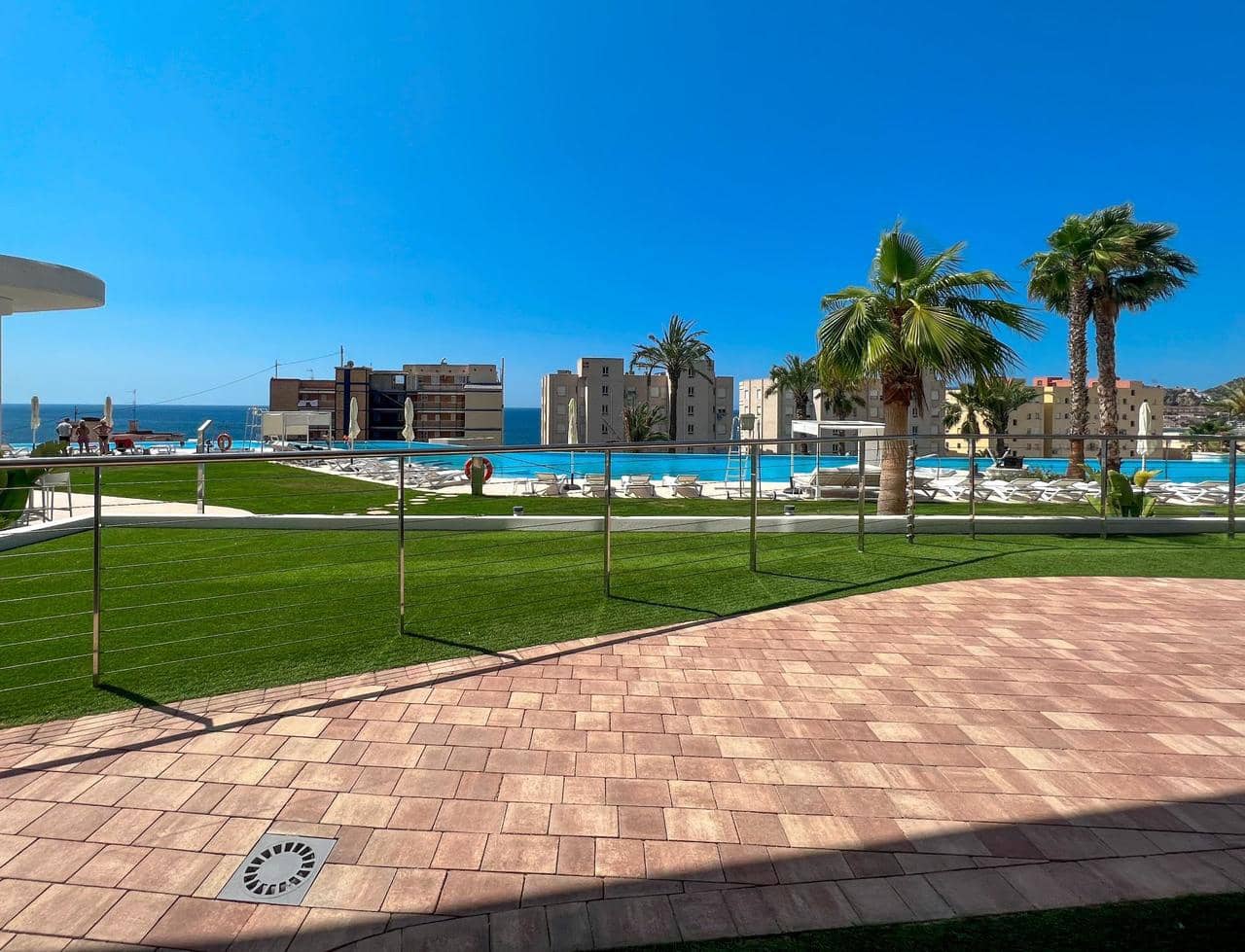 3 soveværelse Lejlighed til salg i Benidorm med swimmingpool - € 895.000 (Ref: 7774848)