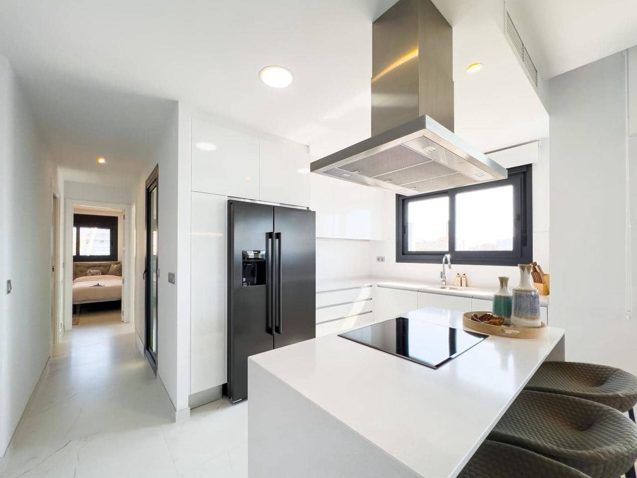 3 soveværelse Lejlighed til salg i Benidorm med swimmingpool - € 895.000 (Ref: 7774848)