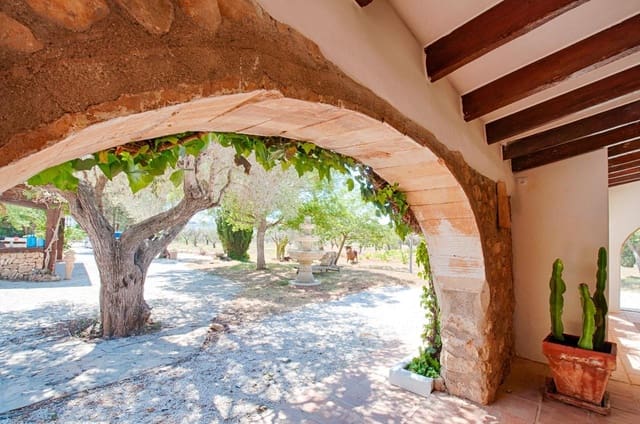 4 bedroom Villa for sale in Senija with pool - € 1,295,000 (Ref: 7774851)