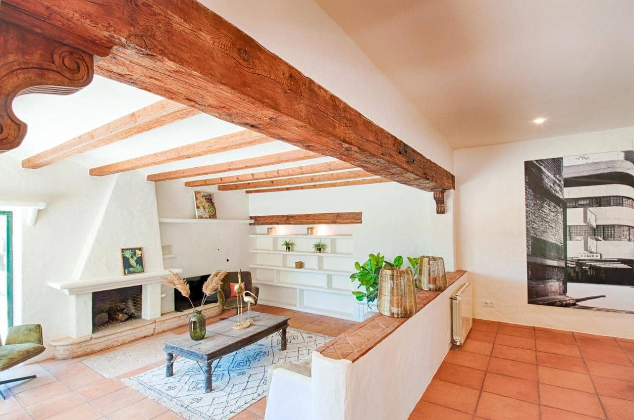 4 soveværelse Villa til salg i Senija med swimmingpool - € 1.295.000 (Ref: 7774851)