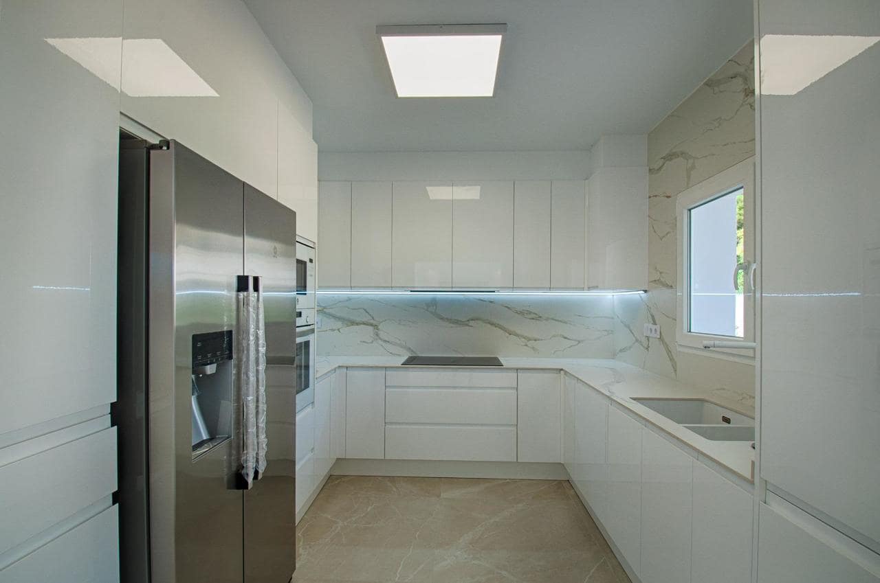 3 slaapkamer Villa te koop in Moraira met zwembad - € 1.450.000 (Ref: 7837671)