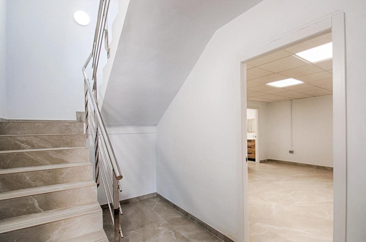 3 slaapkamer Villa te koop in Moraira met zwembad - € 1.450.000 (Ref: 7837671)