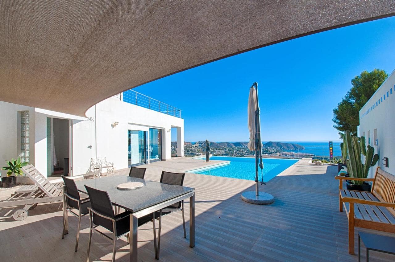 4 soverom Villa til salgs i Moraira med svømmebasseng - € 1 295 000 (Ref: 8032938)