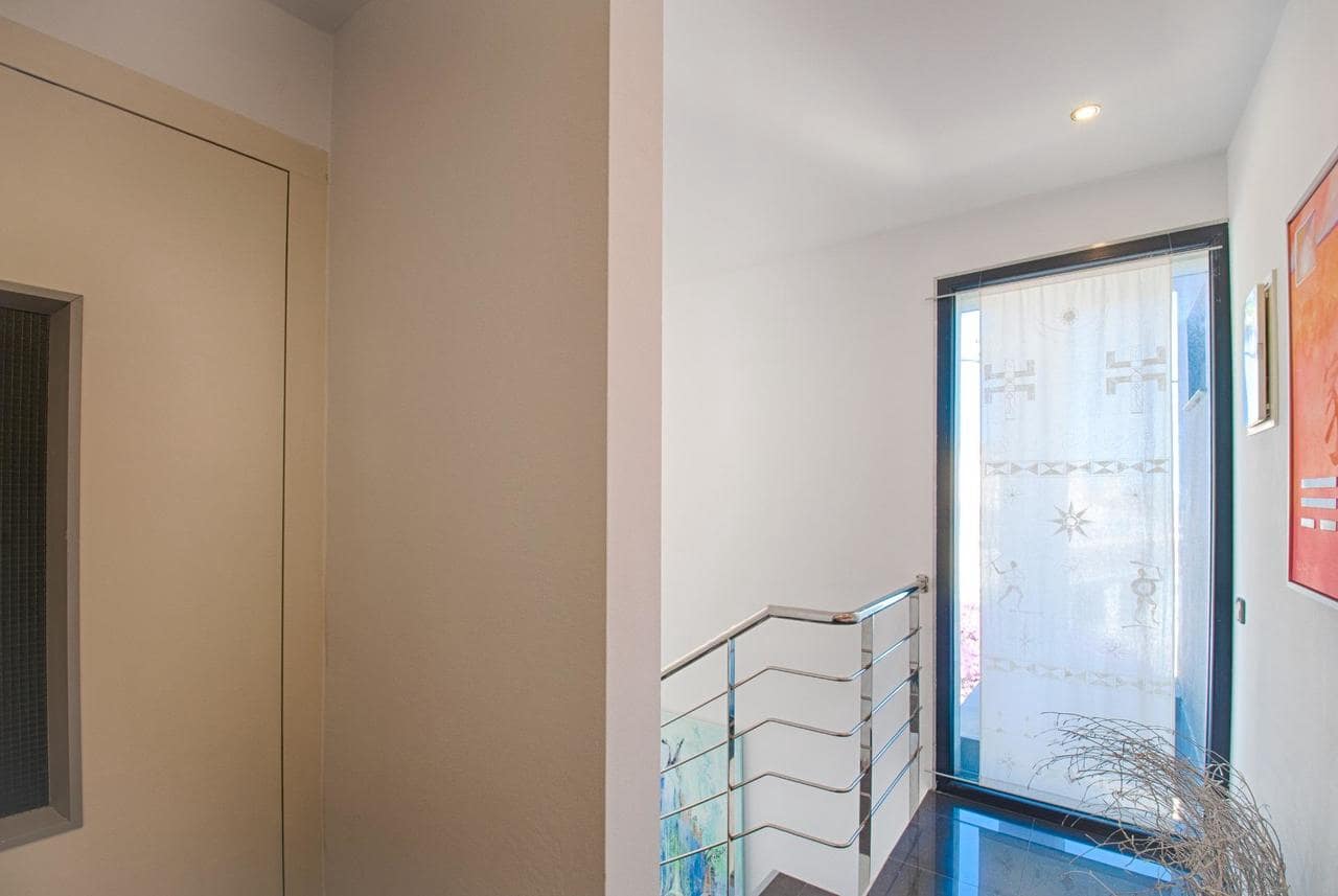 4 soverom Villa til salgs i Moraira med svømmebasseng - € 1 295 000 (Ref: 8032938)