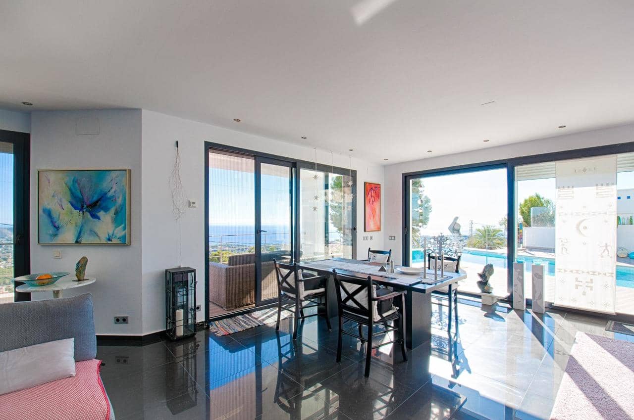 4 soverom Villa til salgs i Moraira med svømmebasseng - € 1 295 000 (Ref: 8032938)