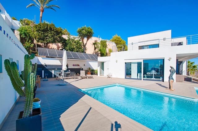4 slaapkamer Villa te koop in Casco Urbano, Teulada-Moraira met zwembad - € 1.295.000 (Ref: 8032938)