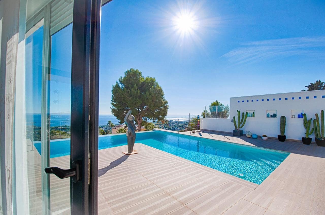 4 soverom Villa til salgs i Moraira med svømmebasseng - € 1 295 000 (Ref: 8032938)