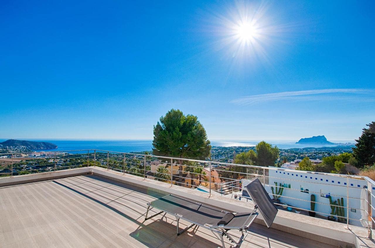 4 soverom Villa til salgs i Moraira med svømmebasseng - € 1 295 000 (Ref: 8032938)