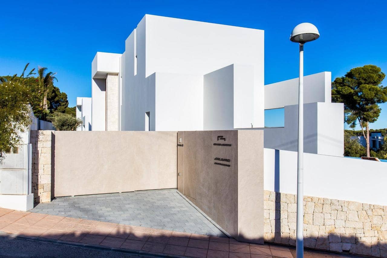 4 slaapkamer Villa te koop in Benissa met zwembad - € 2.595.000 (Ref: 8071705)