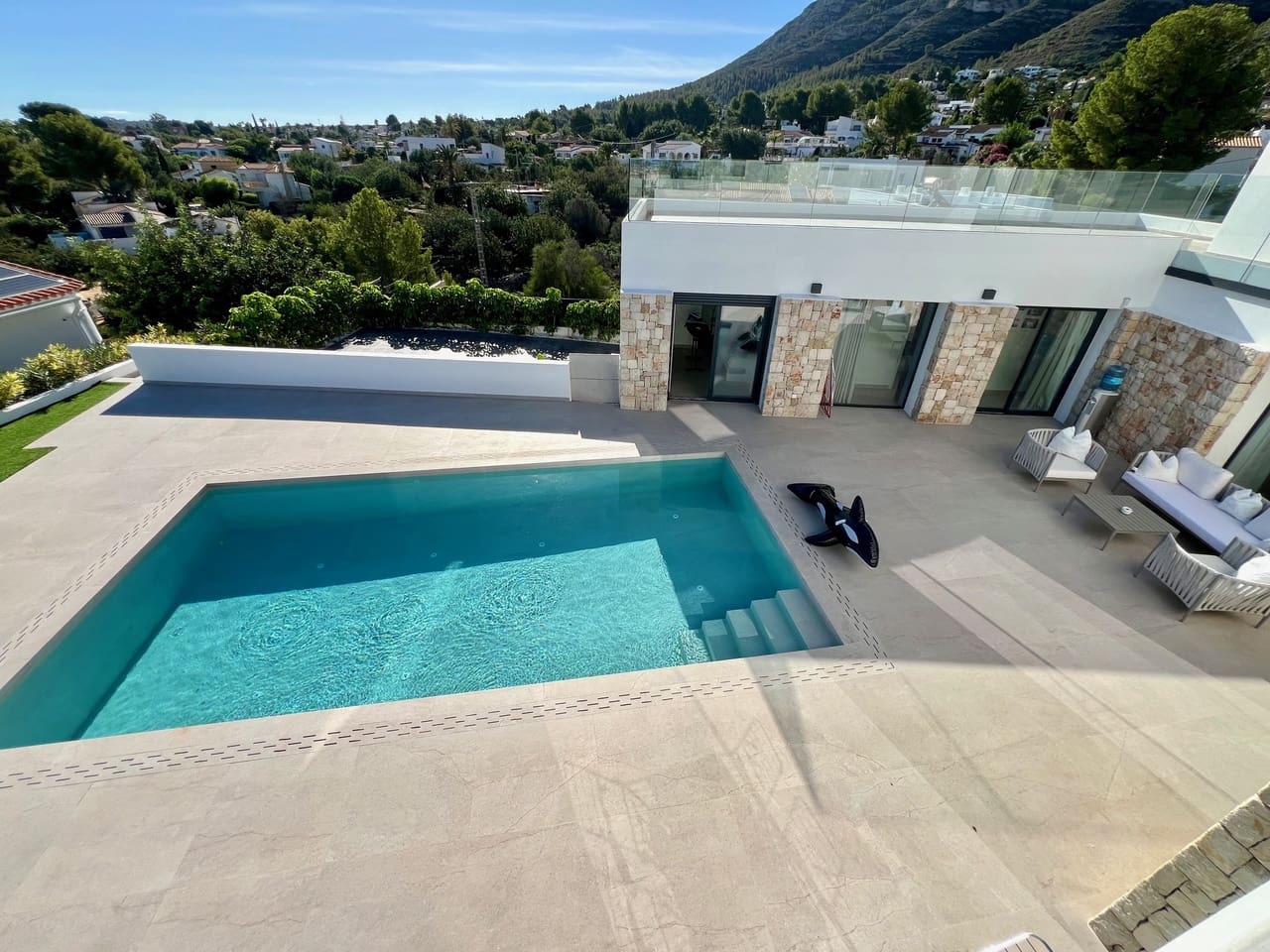 4 slaapkamer Villa te koop in Denia met zwembad - € 1.795.000 (Ref: 8566369)