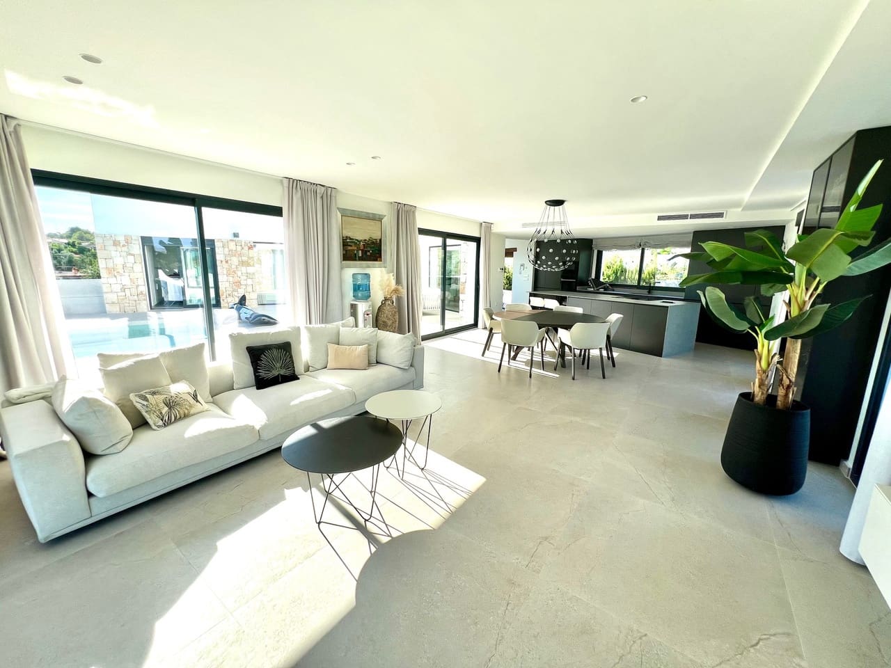 4 slaapkamer Villa te koop in Denia met zwembad - € 1.795.000 (Ref: 8566369)