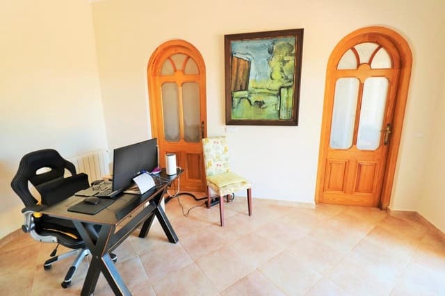 6 Zimmer Villa zu verkaufen in Centro Urbano, Dénia mit Pool - 1.195.000 € (Ref: 8634243)