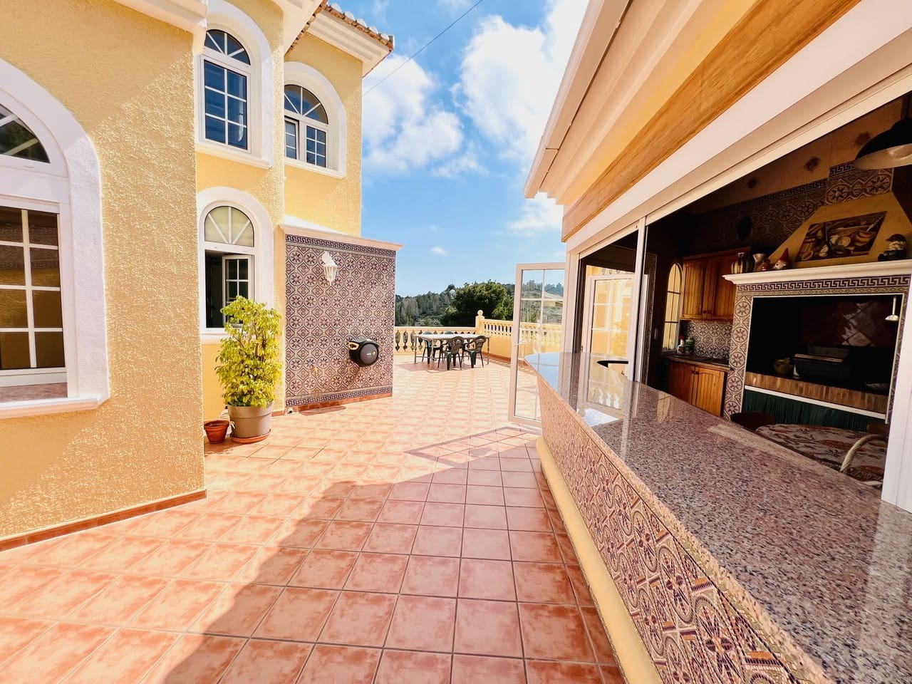 6 slaapkamer Villa te koop in Denia met zwembad - € 1.195.000 (Ref: 8634243)