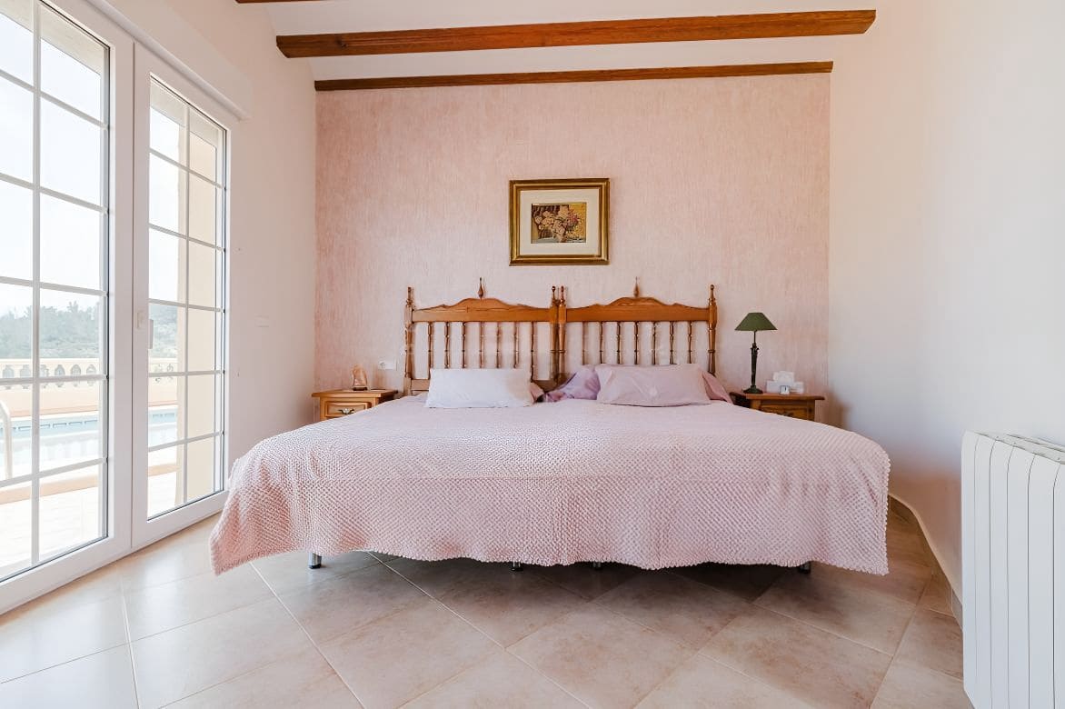 6 soveværelse Villa til salg i Denia - € 1.195.000 (Ref: 8634243)