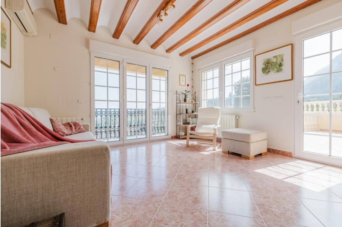 6 soveværelse Villa til salg i Denia - € 1.195.000 (Ref: 8634243)