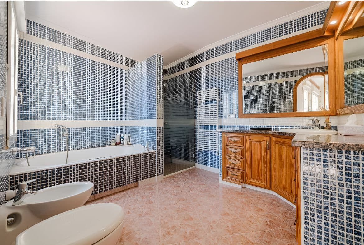 6 soveværelse Villa til salg i Denia - € 1.195.000 (Ref: 8634243)